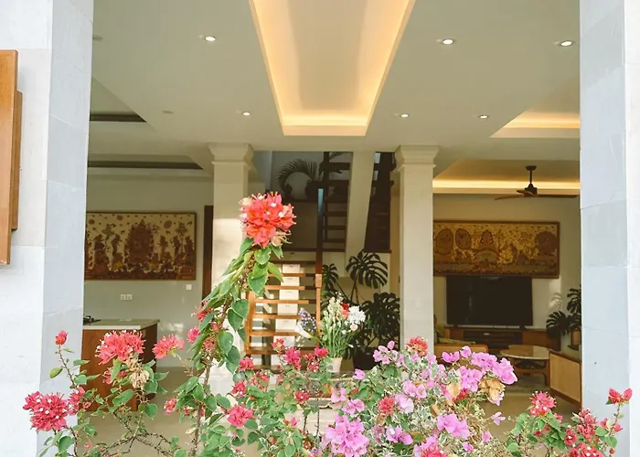 Kubu Bukal - The Balinese * أُلُواتو